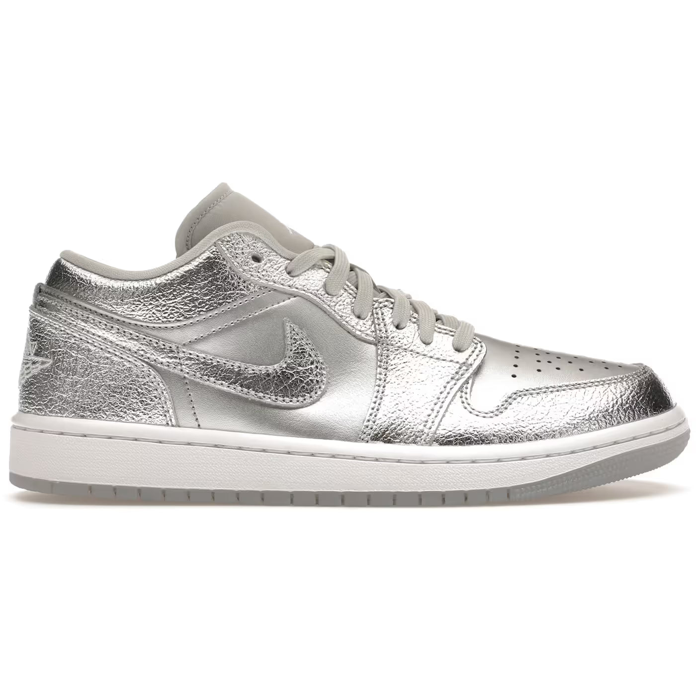 Air Jordan 1 Low SE Metallic Silver